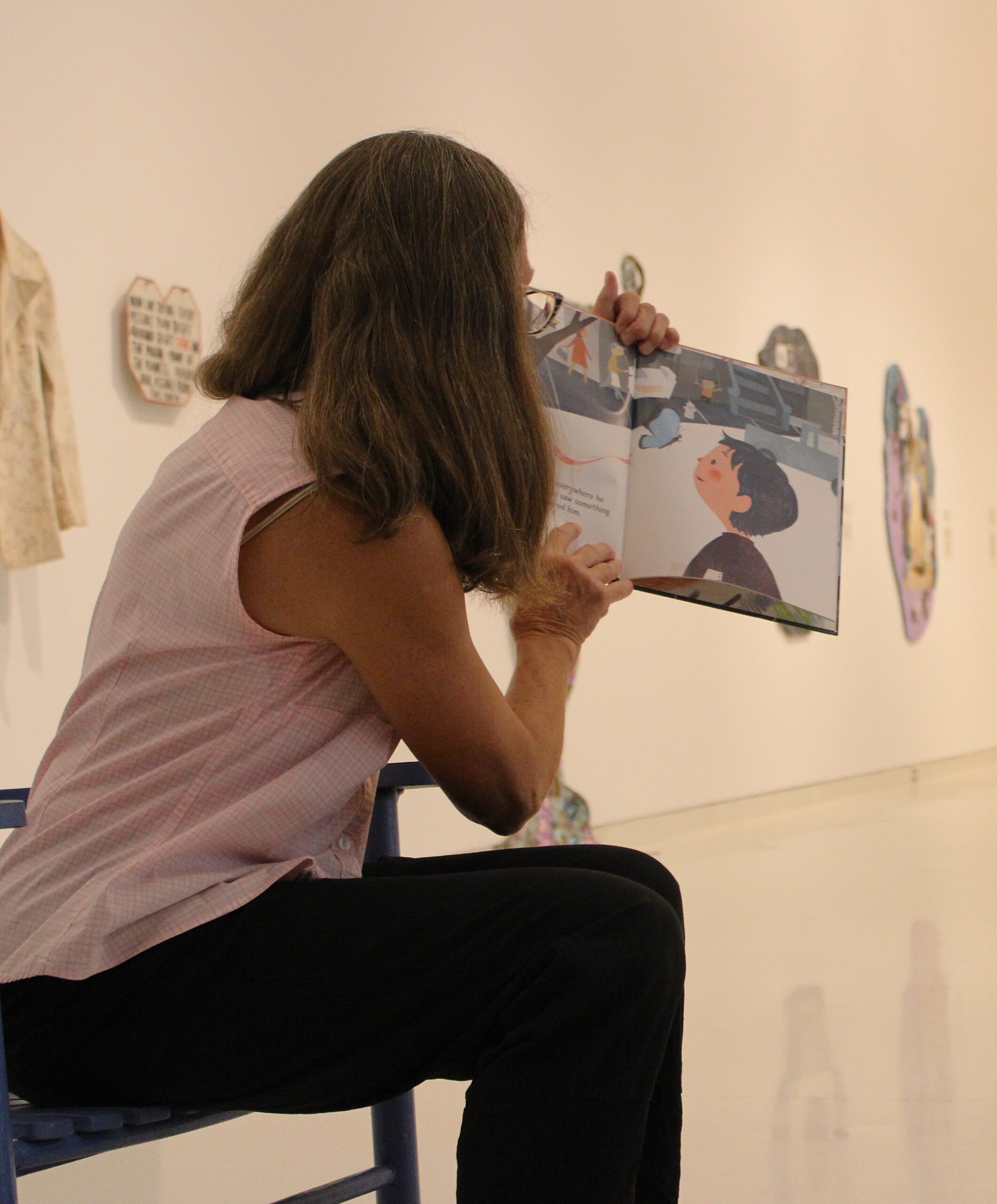 Saturday Storytelling in the Gallery